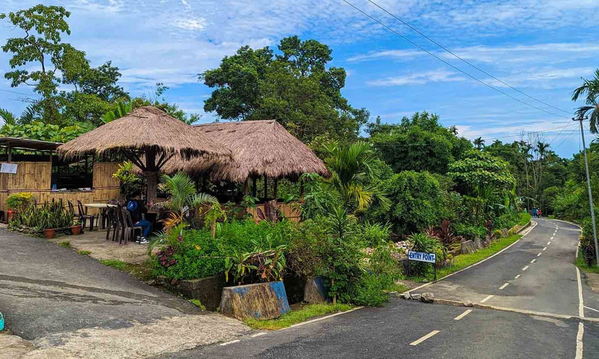 MAWLYNNONG VILLAGE: Asia's Cleanest Village